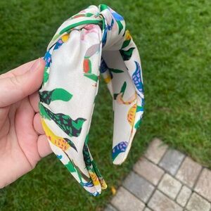 Anthropologie knotted headband